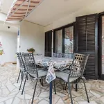 Appartamento Schoene Erdgeschosswohnung Mit Sonnenterrasse By Interhome