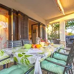 Schoene Erdgeschosswohnung Mit Sonnenterrasse By Interhome