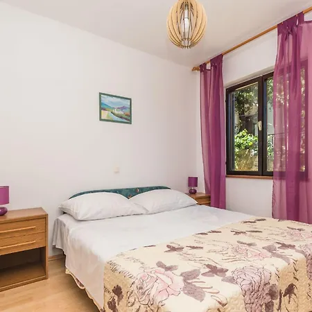 Schoene Erdgeschosswohnung Mit Sonnenterrasse By Interhome Dramalj